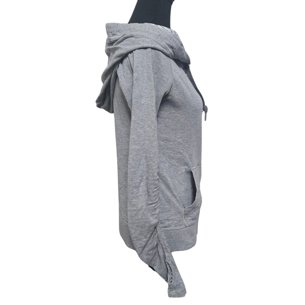 Lululemon Reversible Gray Striped Women's Hoodie - Picture 5 of 7